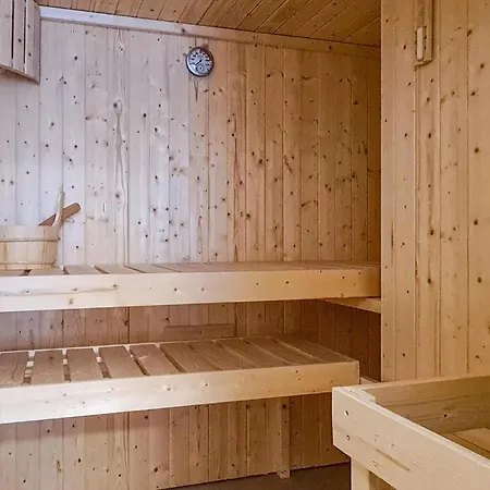 In With Sauna